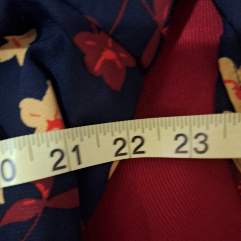 Molly & Isadora Floral V-Neck Midi Dress in Navy, Burgandy, Gold 16W - Picture 3 of 7